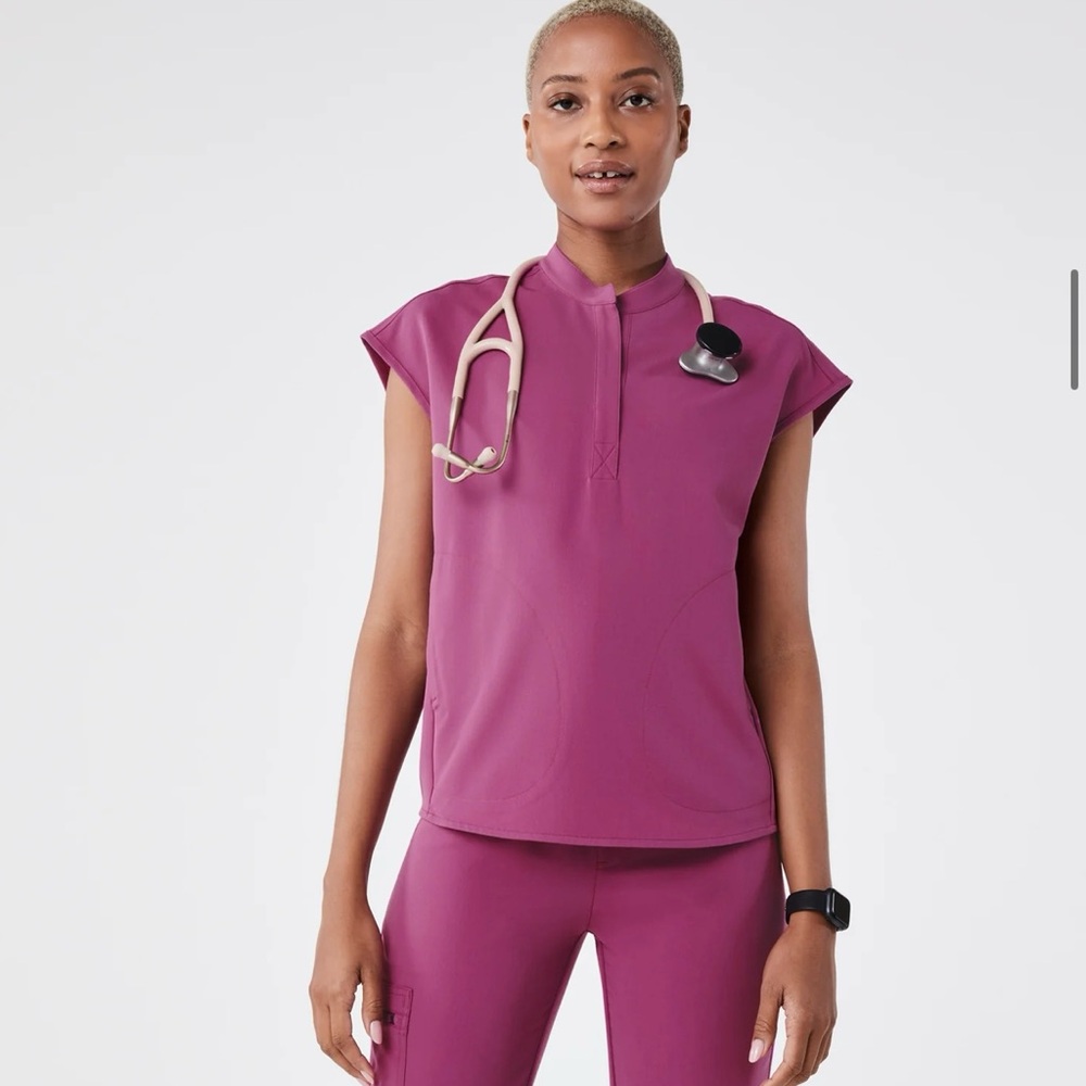 LIMITED EDITION BRIGHT FUCHSIA FIGS SCRUB SET